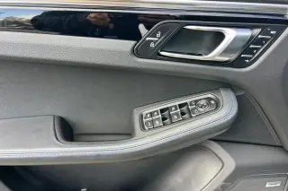 Porsche Macan 2022 AWD 4dr SUV