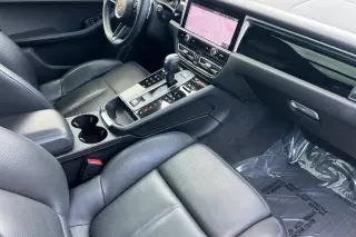 Porsche Macan 2022 AWD 4dr SUV