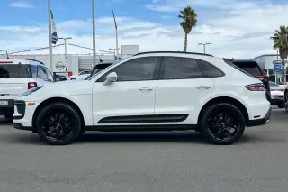 Porsche Macan 2022 AWD 4dr SUV