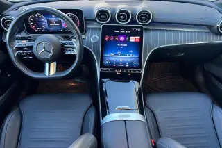 Mercedes-Benz Clase C 2023 C 300 Sedán 4 puertas