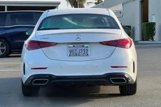 Mercedes-Benz Clase C 2023 C 300 Sedán 4 puertas