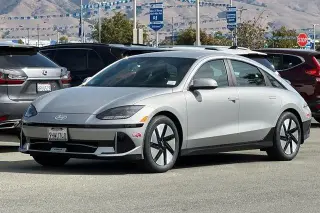 Hyundai IONIQ 6 2023 SE Standard Range 4dr Sedán