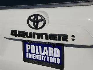 Toyota 4Runner 2023 4x4 SR5 4dr SUV