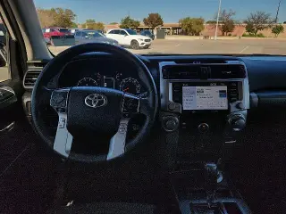Toyota 4Runner 2023 4x4 SR5 4dr SUV