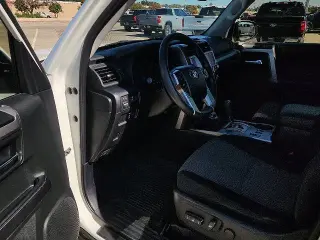 Toyota 4Runner 2023 4x4 SR5 4dr SUV