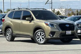 Subaru Forester 2023 AWD Premium 4dr Crossover