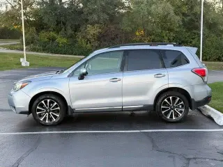Subaru Forester 2017 AWD 2.0XT Touring 4dr Wagon
