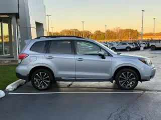 Subaru Forester 2017 AWD 2.0XT Touring 4dr Wagon