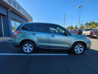 Subaru Forester 2014 AWD 2.5i 4dr Wagon CVT