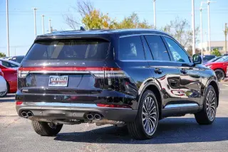 Lincoln Aviator 2022 Reserve 4dr SUV