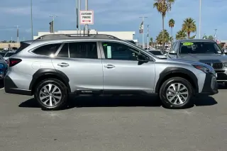 Subaru Outback 2025 AWD Premium sedan 4 puertas