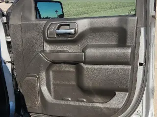 Chevrolet Silverado 1500 2025 4x4 Custom 4dr Crew Cab 5.8 ft. SB