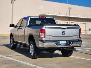 Ram 2500 2022 4x4 Big Horn 4dr Crew Cab 6.3 ft. SB Pickup