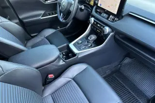 Toyota RAV4 Híbrido 2024 AWD XSE 4dr SUV
