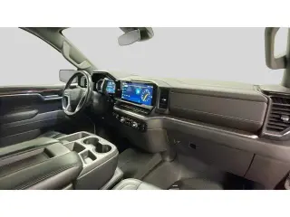 Chevrolet Silverado 1500 2022 4x4 RST 4dr Crew Cab 5.8 ft. SB