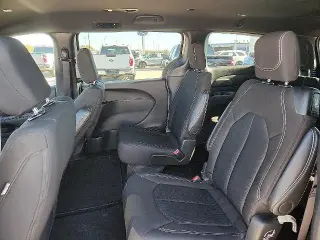 Chrysler Pacifica 2024 Touring 4dr Mini-Van