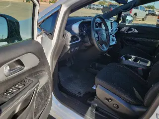 Chrysler Pacifica 2024 Touring 4dr Mini-Van
