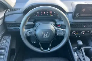 Honda Accord 2025 LX 4dr Sedán