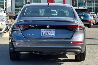 Honda Accord 2025 LX 4dr Sedán