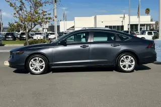 Honda Accord 2025 LX 4dr Sedán
