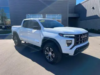 GMC Canyon 2024 4x4 AT4 4dr Crew Cab 5 ft. SB