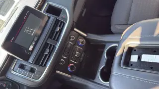 GMC Yukon XL 2023 4x2 SLE 4dr SUV