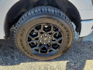 Ford F-150 2025 4x4 XLT 4dr SuperCrew 5.5 ft. SB