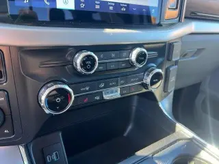 Ford F-150 2022 4x4 XLT 4dr SuperCrew 5.5 ft. SB