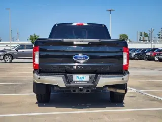 Ford F-250 Super Duty 2018 4x2 King Ranch 4dr Crew Cab 6.8 ft. SB Pickup