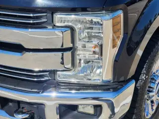 Ford F-250 Super Duty 2018 4x2 King Ranch 4dr Crew Cab 6.8 ft. SB Pickup