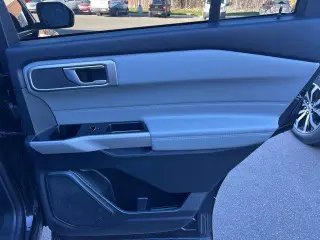 Ford Explorer 2024 AWD XLT 4dr SUV