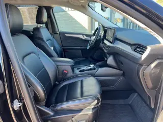 Ford Escape 2023 AWD Platinum 4dr SUV