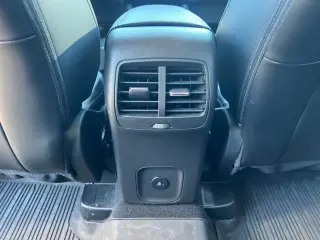Ford Escape 2023 AWD Platinum 4dr SUV