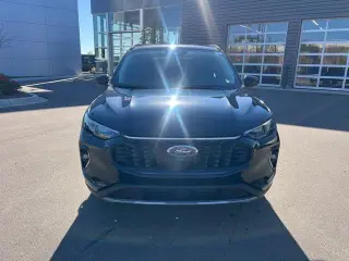 Ford Escape 2023 AWD Platinum 4dr SUV