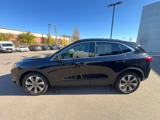 Ford Escape 2023 AWD Platinum 4dr SUV