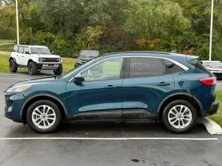 Ford Escape 2020 AWD SE 4dr SUV