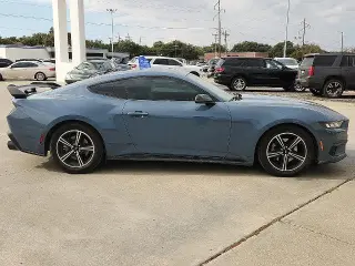 Ford Mustang 2024 EcoBoost Premium 2d Fastback