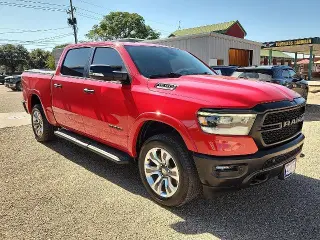Ram 1500 2021 4x4 Big Horn 4dr Crew Cab 5.6 ft. SB Pickup