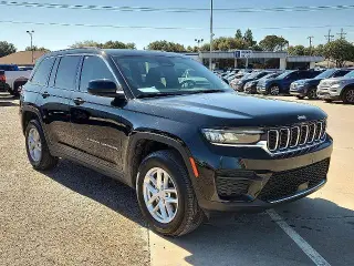 Jeep Grand Cherokee 2025 4x4 Laredo 4dr SUV