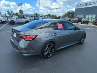Nissan Sentra 2022 SR 4dr Sedán