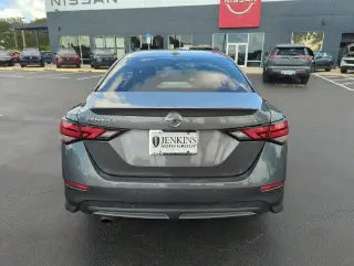 Nissan Sentra 2022 SR 4dr Sedán