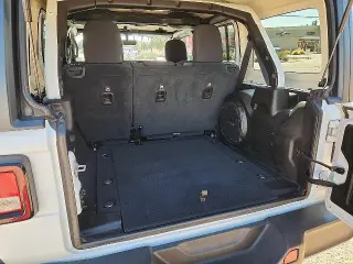 Jeep Wrangler 2023 4x4 Sahara 4dr SUV