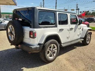 Jeep Wrangler 2023 4x4 Sahara 4dr SUV