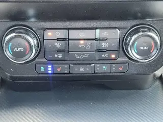 Ford F-150 2019 4x4 XLT 4dr SuperCrew 5.5 ft. SB