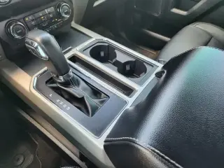 Ford F-150 2019 4x4 XLT 4dr SuperCrew 5.5 ft. SB