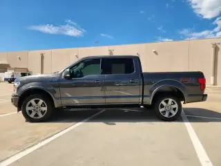 Ford F-150 2019 4x4 XLT 4dr SuperCrew 5.5 ft. SB