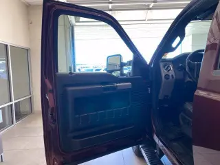 Ford F-350 Super Duty 2016 4x4 Lariat 4dr Crew Cab 6.8 ft. SB SRW Pickup