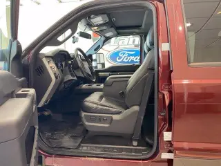 Ford F-350 Super Duty 2016 4x4 Lariat 4dr Crew Cab 6.8 ft. SB SRW Pickup