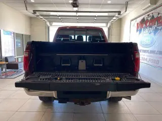 Ford F-350 Super Duty 2016 4x4 Lariat 4dr Crew Cab 6.8 ft. SB SRW Pickup