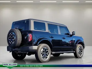 Ford Bronco 2024 4x4 Outer Banks 4dr SUV